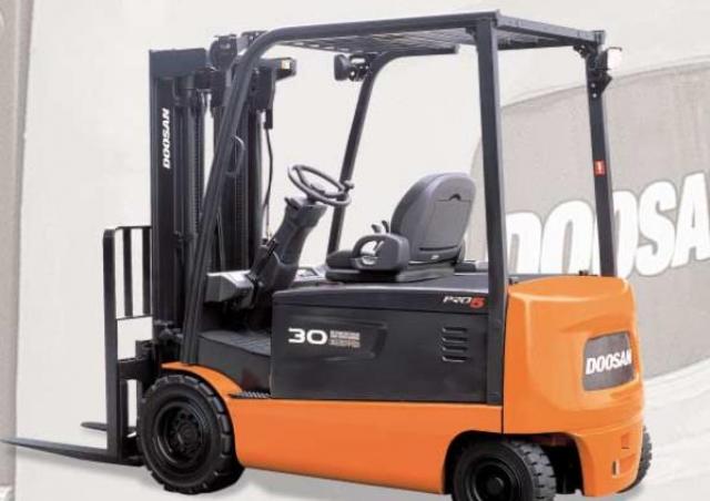 Doosan B X Electric Forklift Specs Lift Trucks