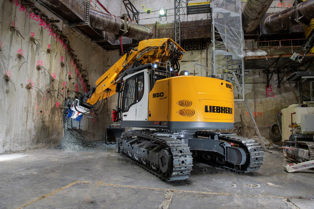 Liebherr R Tunnel Litronic Excavator Specs Diggers