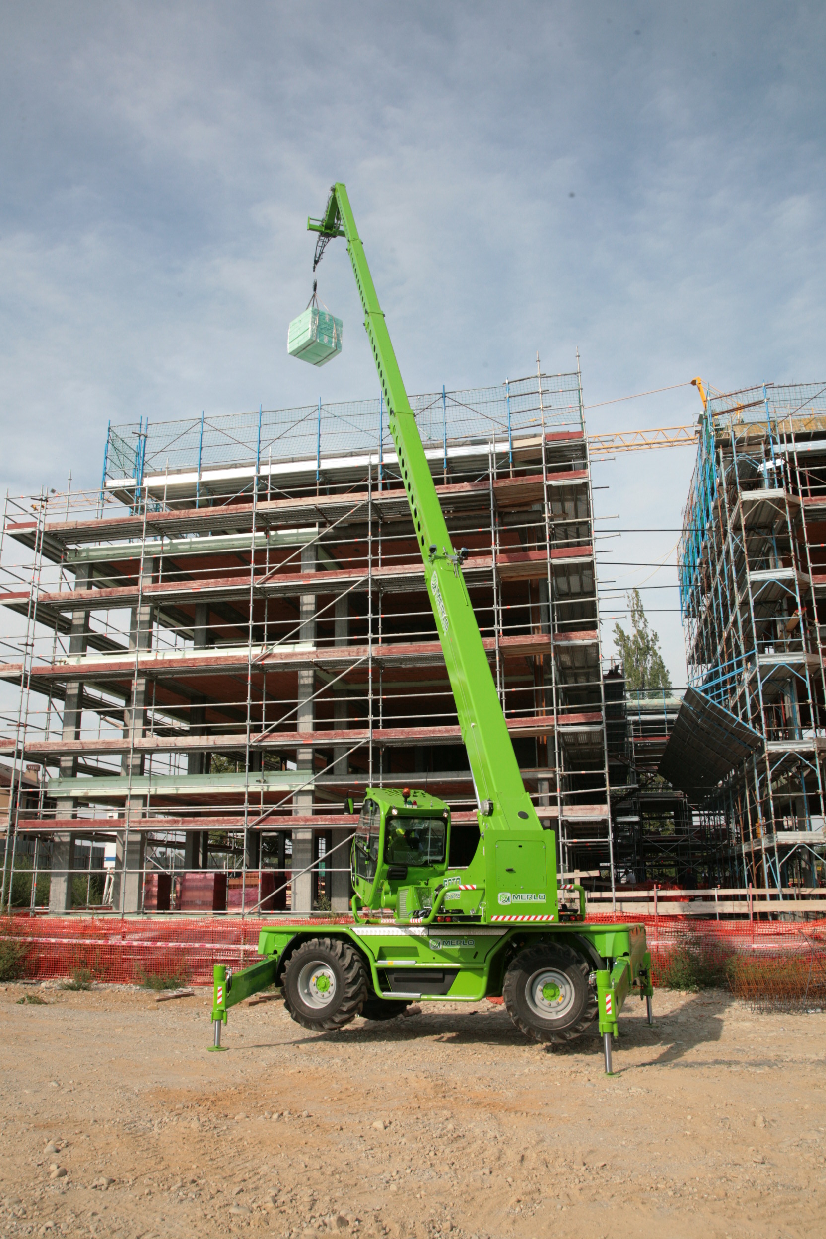 Merlo Roto Mcss Rotating Telehandler Specs