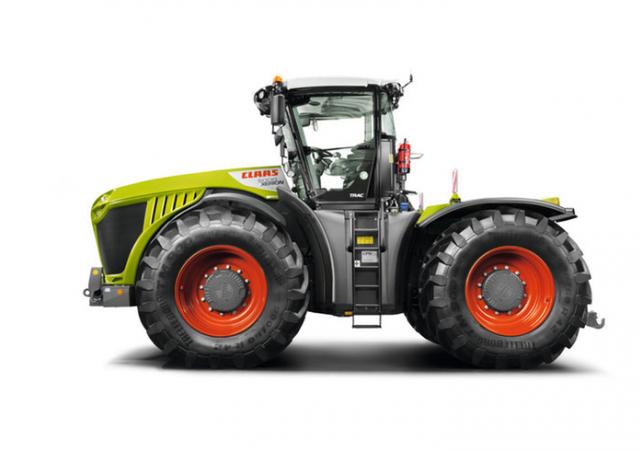 Claas orders xerion 5000 trac