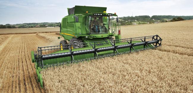 john deere combine harvester t670i