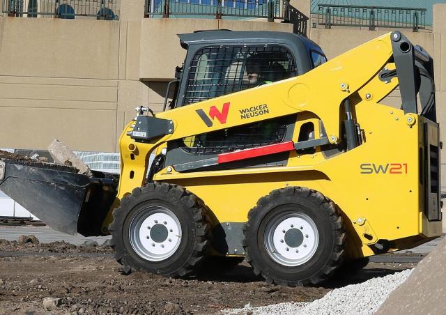 Wacker Neuson SW21 Skid Steer Specs (2023 - 2024) | LECTURA Specs