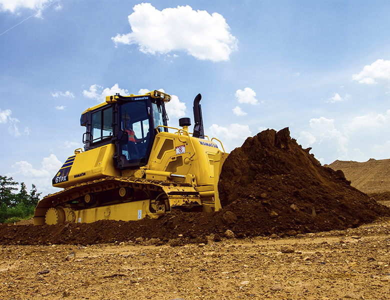 Komatsu D61PX24E0 Specifications & Technical Data (20212024