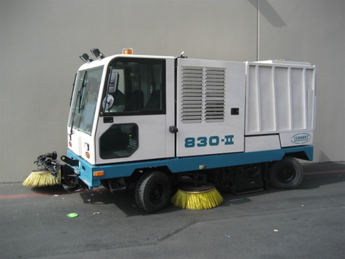 tennant 830 sweeper