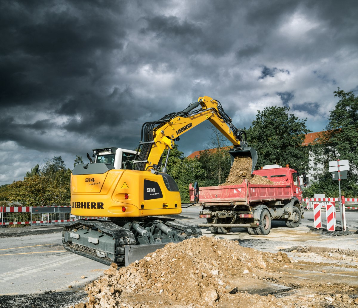 Liebherr R 914 Compact Litronic Excavator Specs (2021 - 2024) | Diggers ...