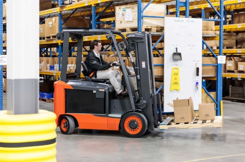 Linde E32CL electric forklift specs (2022 - 2024) | Lift trucks ...