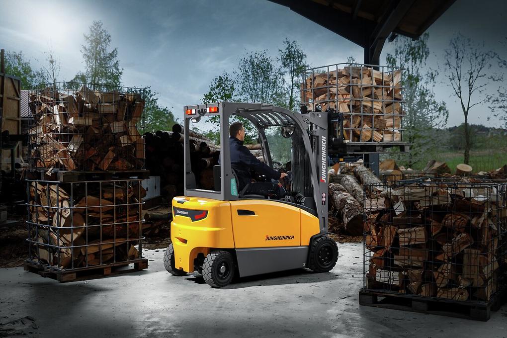 Jungheinrich EFG BC 325 electric forklift specs (2022 - 2025) | Lift ...