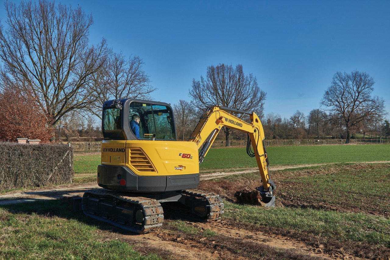 New Holland E60C Excavator Specs (2017 - 2022) | Diggers | LECTURA Specs