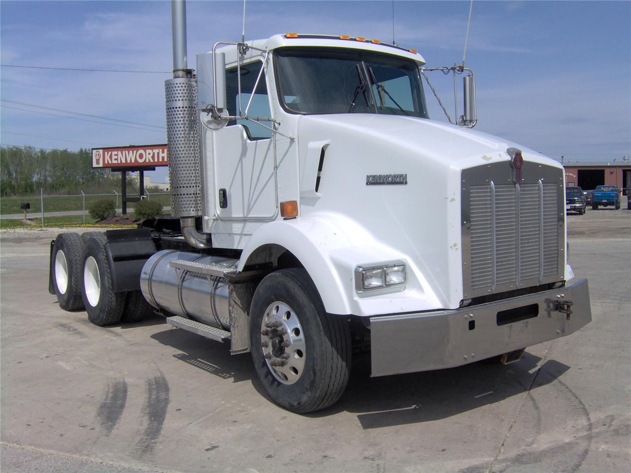 Kenworth T800 Aerocab 38” Flat Top ISM 6x4 Specifications & Technical ...