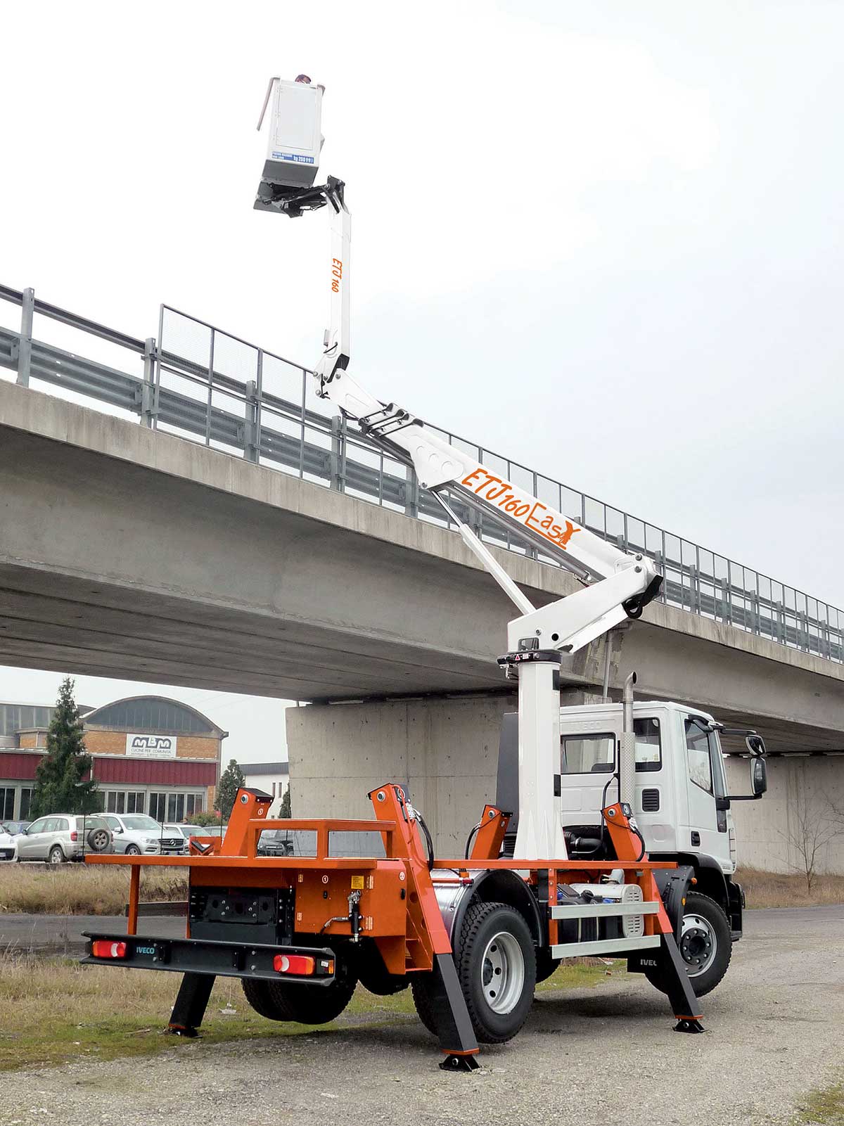 Easy Lift ETJ160 Specs (2017 - 2024) | Truck Mounted Telescopic Boom ...